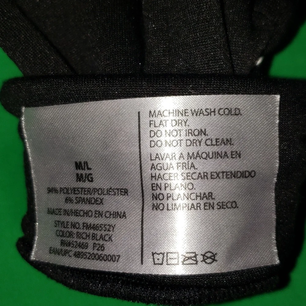 Womens Gloves Size M/L Black Reflective